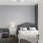 Classic Z Loft Rooms- Location, Bezplatny Parking *
