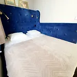 Lägenhet Classic Z Loft Rooms- Location, Bezplatny Parking *
