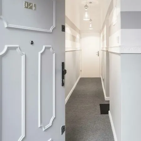 Apartment Classic - Location, Bezplatny Parking *