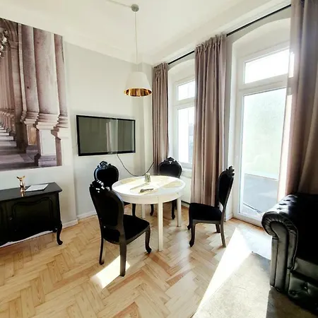 شقة Loft - Classic Location, Bezplatny Parking اوك