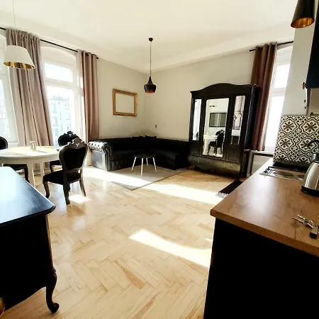 Loft - Classic Location, Bezplatny Parking شقة